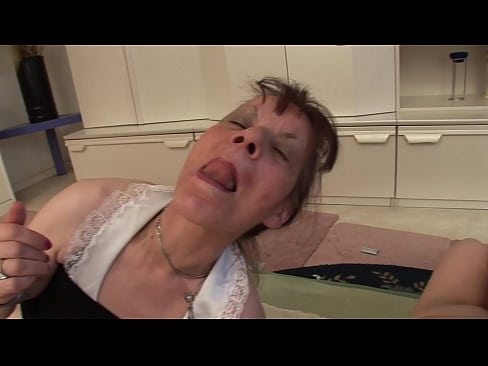 ❤️ Dy gjyshe dhe një gjysh kanë një treshe ❤️ Porno në sq.pornokey.ru